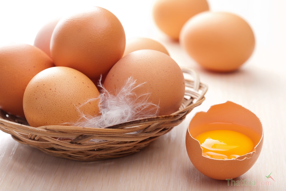 Hướng dẫn cách phân biệt trứng gà thật và giả chính xác