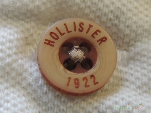Cúc áo của Áo Hollister hàng Thật