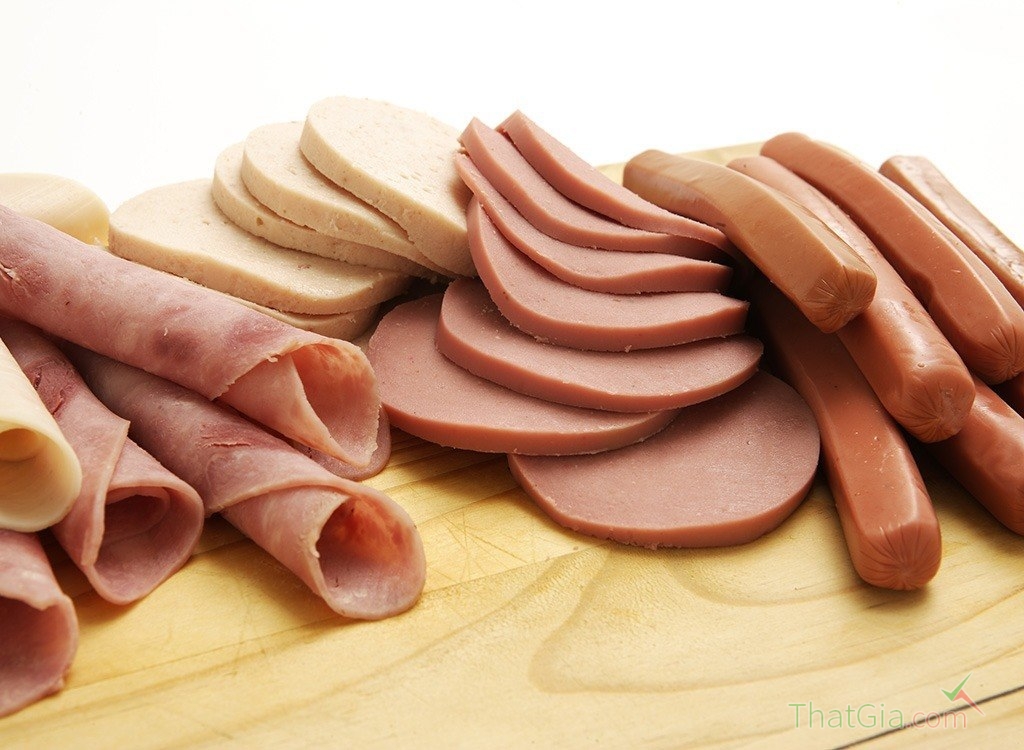 Thịt chế biến sẵn làm tăng nguy cơ tử vong
